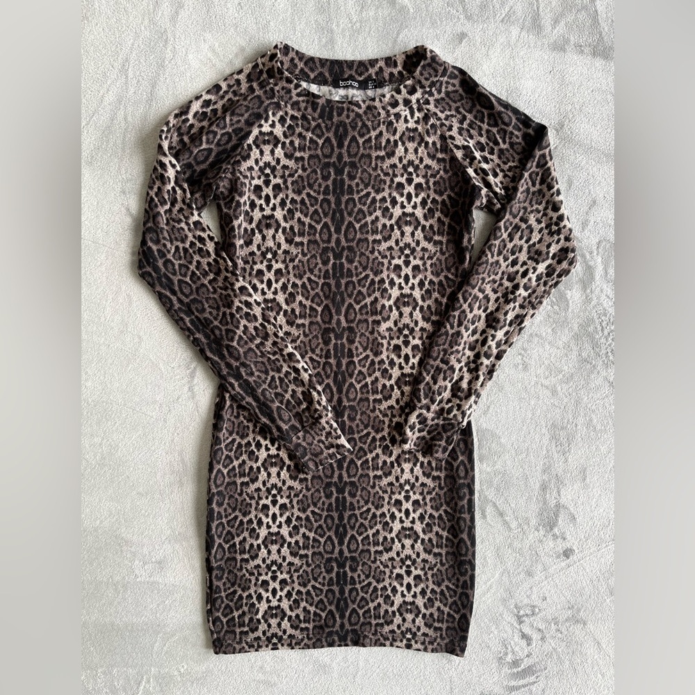 Boohoo High Neck Leopard Print Bodycon Dress Size 4